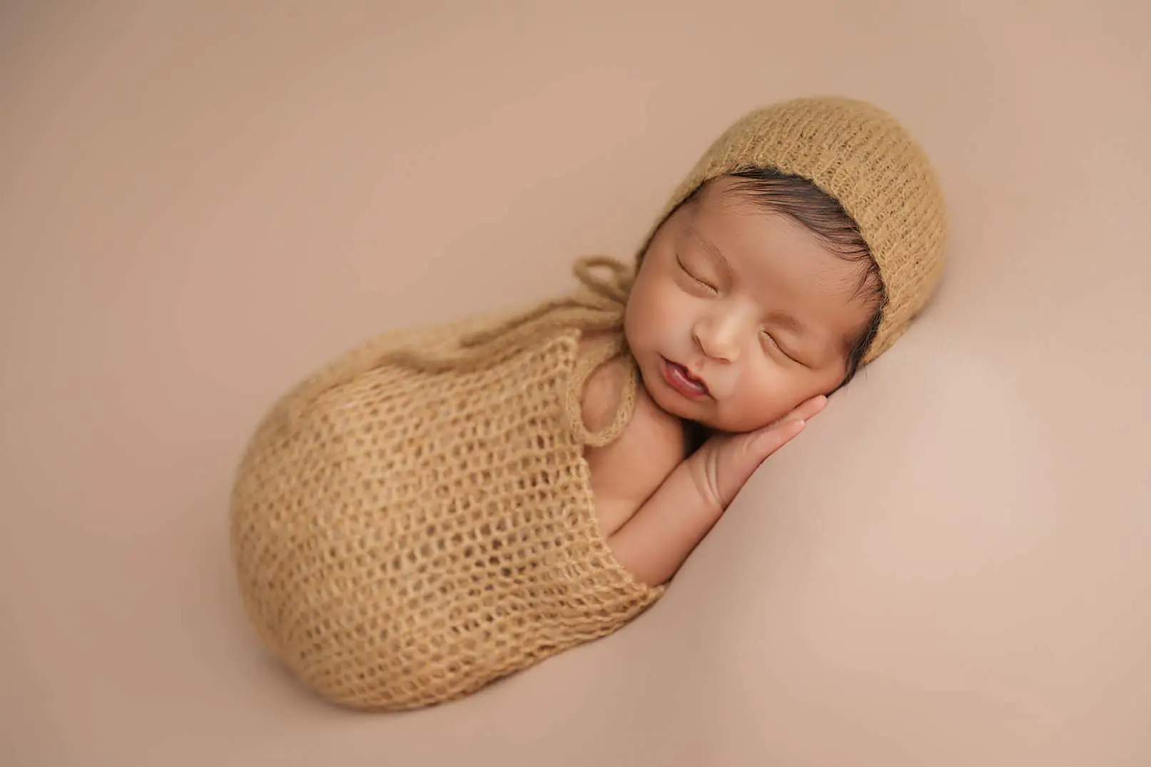 Studio quality in-home newborn photography session in NYC with Love You Forever Photo